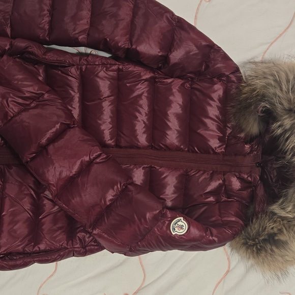 Moncler Burgundy Puffer Jacket with Faux Fur Hood - Picture 7 of 15